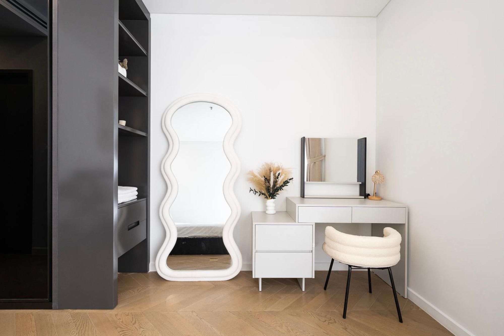 Lumiere Riverside Condotel By Meli *