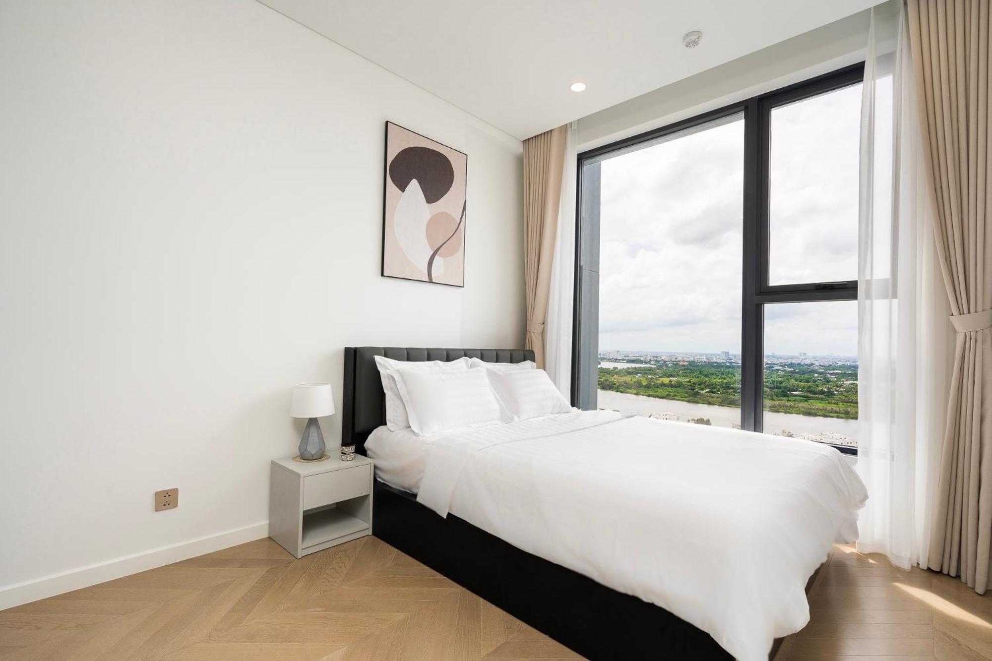 Lumiere Riverside Condotel By Meli