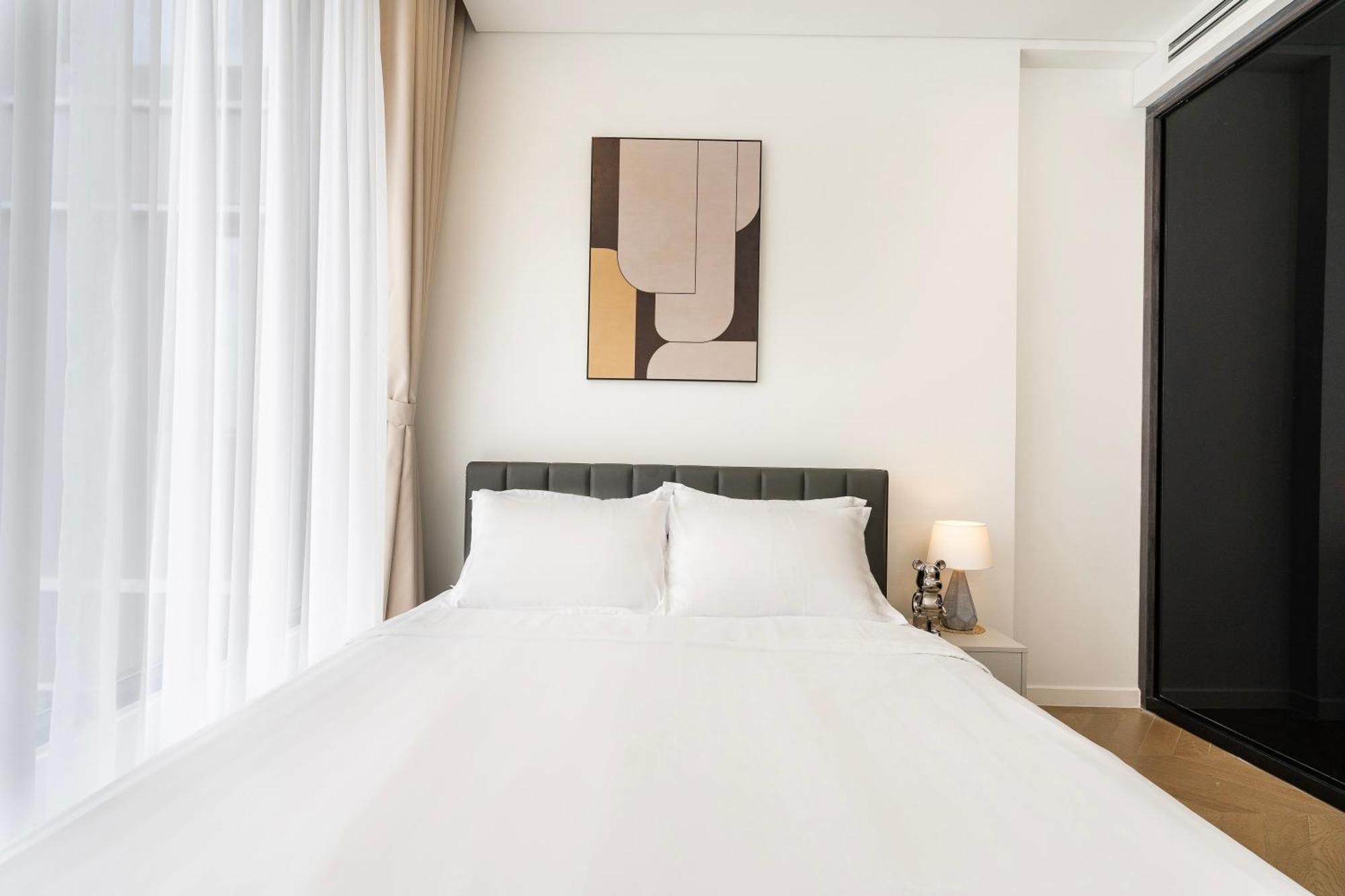Căn hộ Lumiere Riverside Condotel By Meli