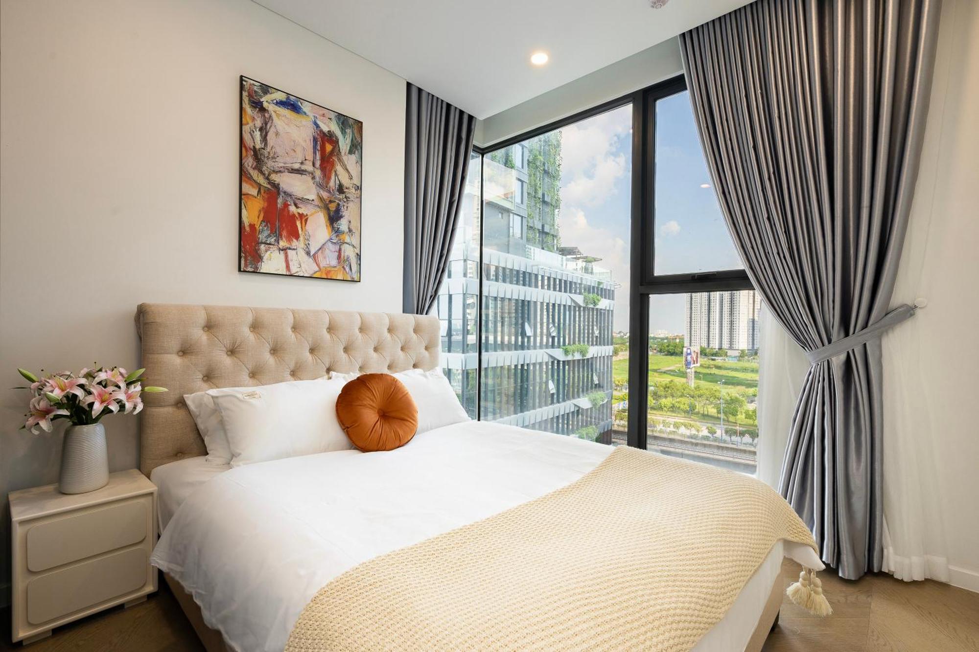 Lumiere Riverside Condotel By Meli *